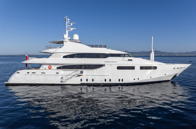 Моторная яхта Titian Pearl | CRN Ancona