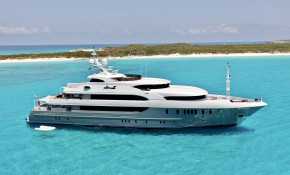 Моторная яхта Lady Beth