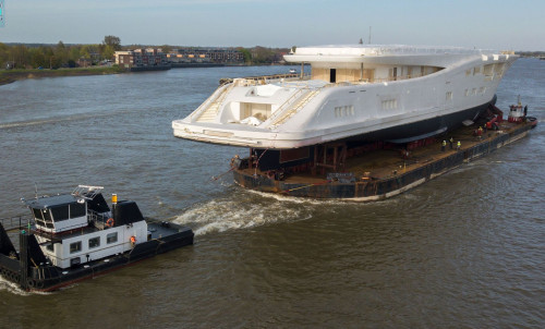 Feadship работают над новым флагманом